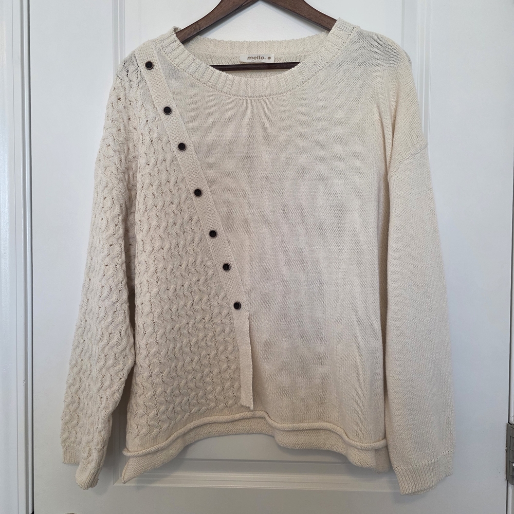 Mello Cream Sweater with Button Detail Size Large